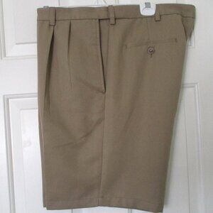 Haggar Mens Pleated Front Camel Tan Expandable Waist Golf Short Pant - Size 38W